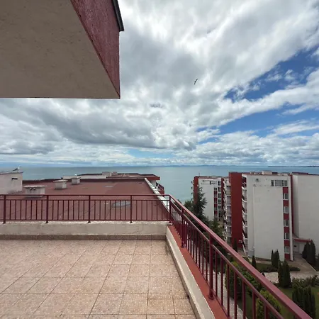 Apartment Sea Whisper